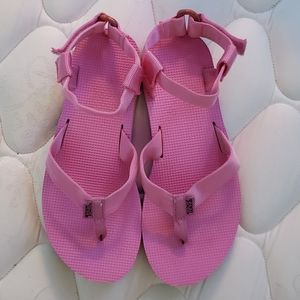 Women's Teva sandals